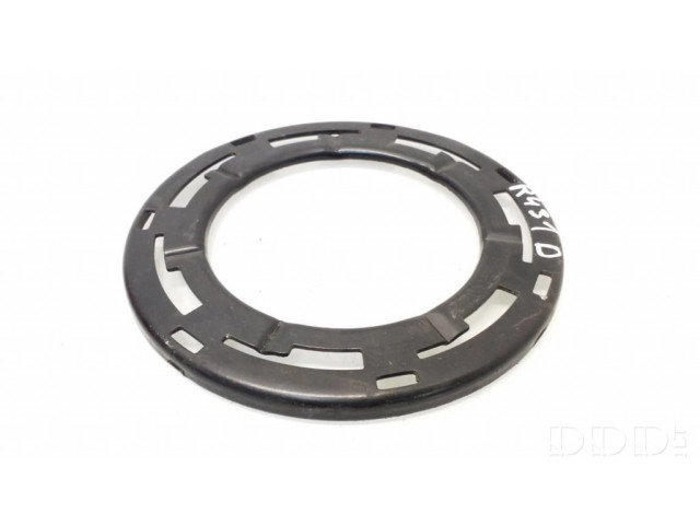 Гайка топливного насоса (топливного бака)