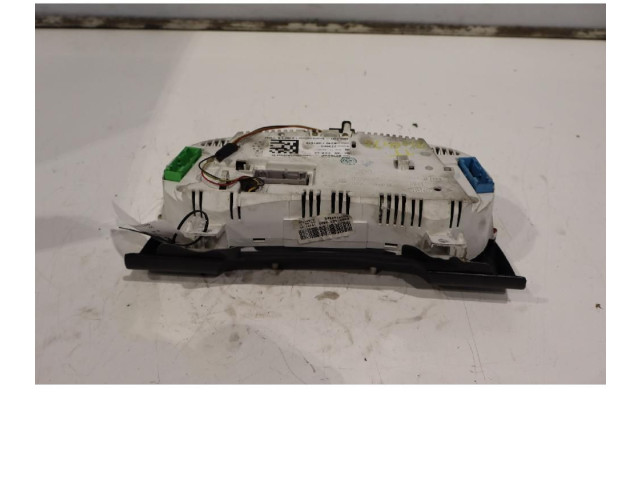 Панель приборов 8N1919880E   Audi TT Mk1       