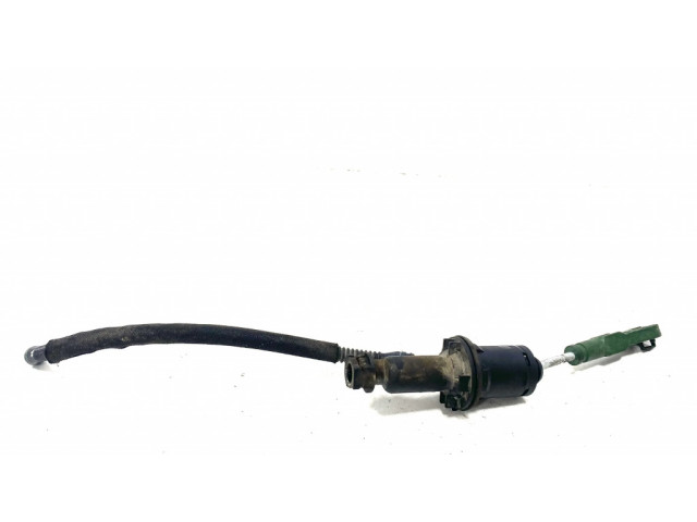 Рабочий цилиндр сцепления