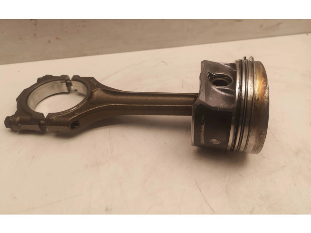  Поршень с шатуном Bwa 03H065P  Volkswagen PASSAT CC  