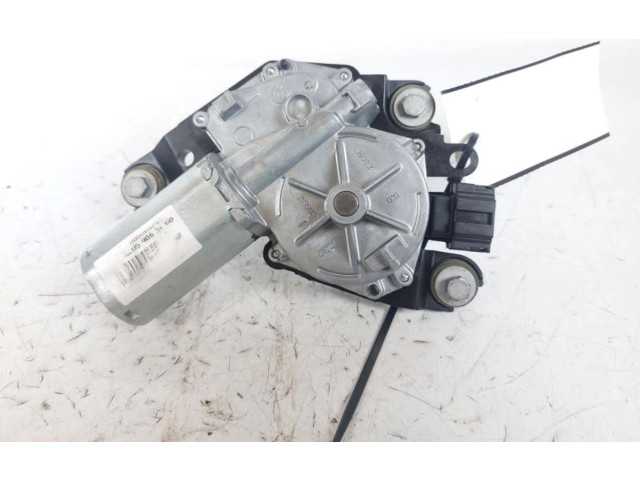 Zámek zadních dveří A2059063400 Mercedes-Benz C AMG W205 2014