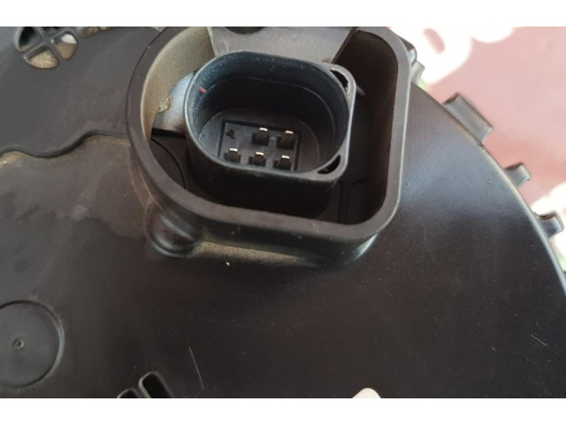 Генератор    Audi A4 Allroad B9      