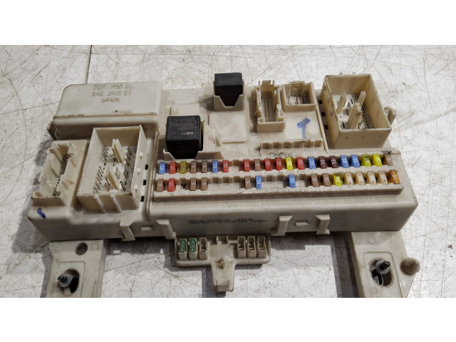 Pojistková skříňka 8690722, 00275914 Volvo S40 2005