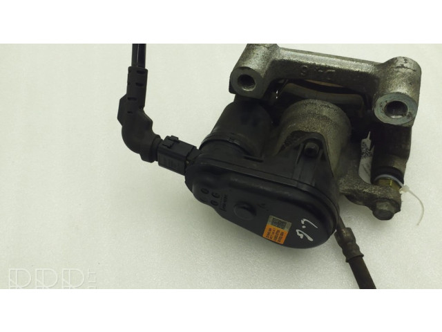 Задний суппорт