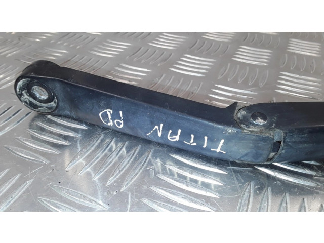 Ножка стеклоочистителей лобового стекла