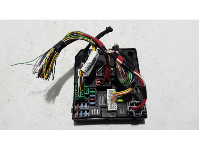 Блок предохранителей  284B69501R   Renault Kadjar    