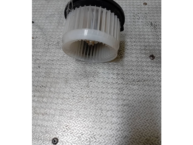 Вентилятор печки    EA31530350   Suzuki Ignis