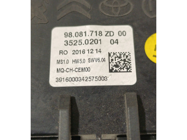 Řídící jednotka 98081729ZD, 35250801   Peugeot Expert 2017