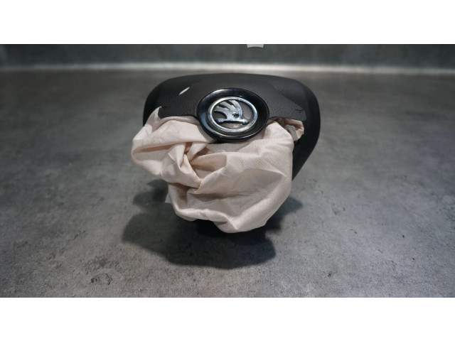 Подушка безопасности водителя 3T0880201G Skoda Yeti (5L)