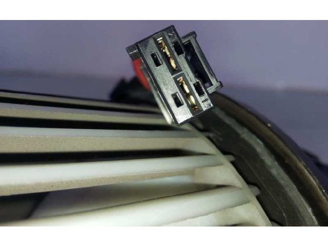 Вентилятор печки X6552, E1-B6-35-2 Audi A4 Allroad