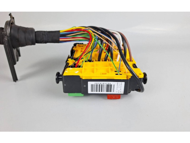 Блок предохранителей 9804848480 Peugeot 2008 II