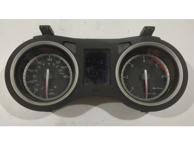 Панель приборов C486 Alfa Romeo 159