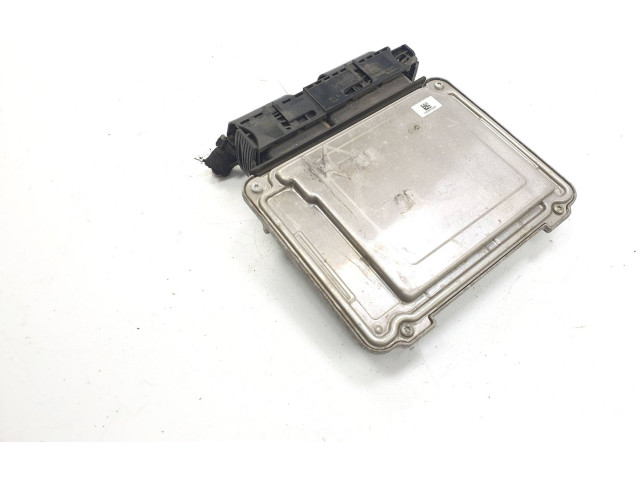 Блок управления двигателем Блок управления 04C907309BP Skoda Fabia Mk3 (NJ)