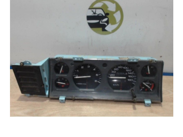 Панель приборов Jeep Cherokee