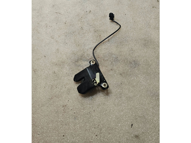 Zámek zadních dveří Audi A8 S8 D2 4D 1997