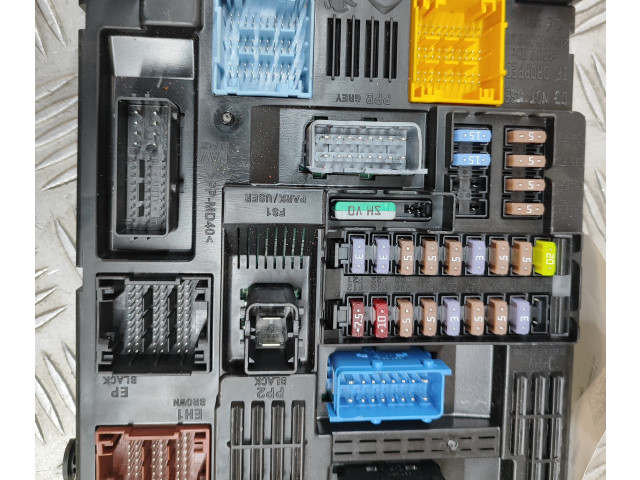 Блок предохранителей 9855665080   Peugeot 2008 II    