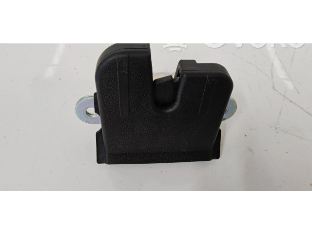 Замок багажника 5G6827505B    Volkswagen Golf VII 2013 - 2019 года