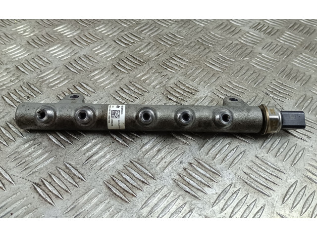 Топливная рампа A6720700095   SsangYong Rexton  