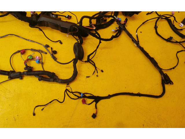 Панель приборов 7P0937548F, 7P0971341 Volkswagen Touareg II