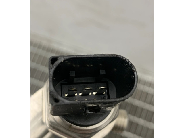 Vstřikovací lišta 7537319 BMW 7 F01 F02 F03 F04 pro benzínový motor 3.0 N54 B30 A