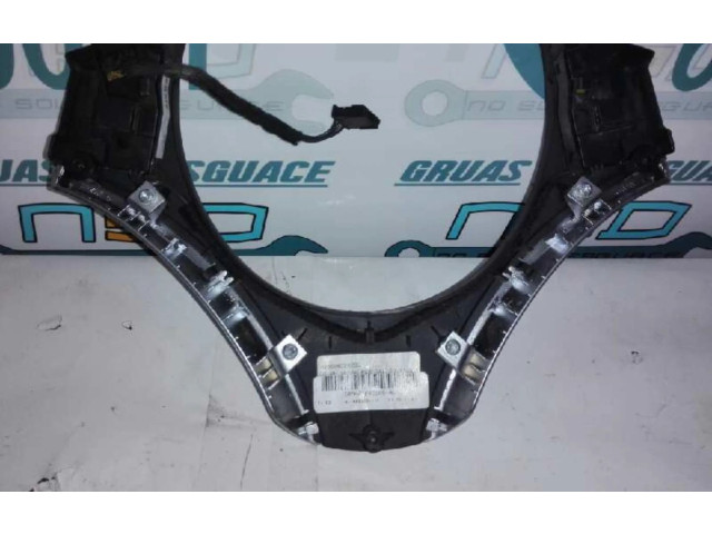 Блок управления 676989401, MANDOVOLANTE BMW 1 E81 E87