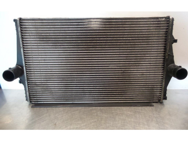 Радиатор интеркулера     Volvo S80  B6284T 