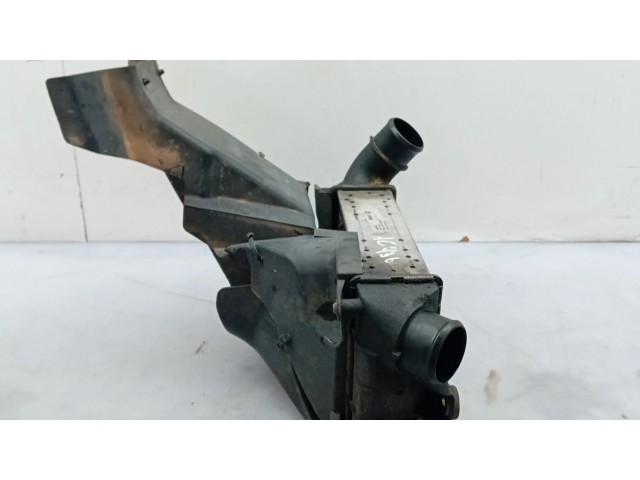 Интеркулер 99000386 Alfa Romeo GT 1.9