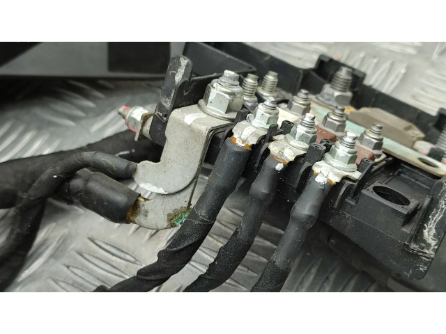 Блок предохранителей 030103500, 0181773993 Jeep Compass