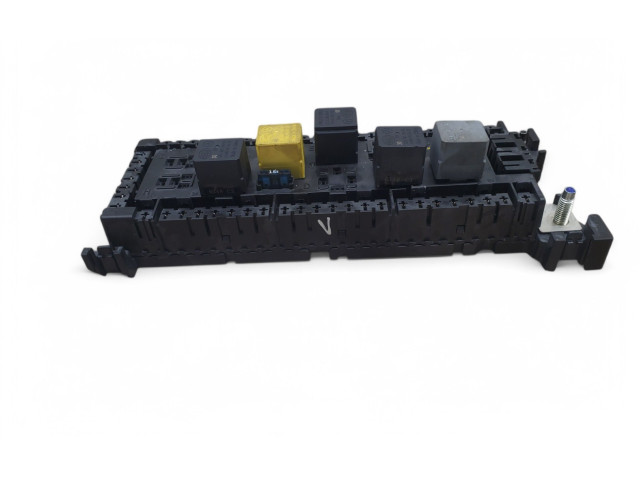 Блок предохранителей A1669061202   Mercedes-Benz GL X166    