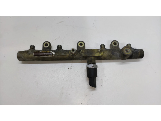 Магистральная трубка топлива