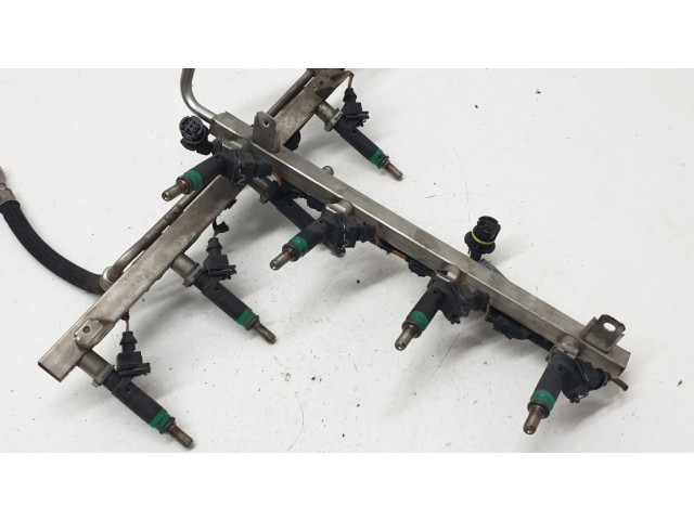 Vstřikovací lišta 7549052 BMW X5 E70 pro benzínový motor 4.8 N62 B48 B