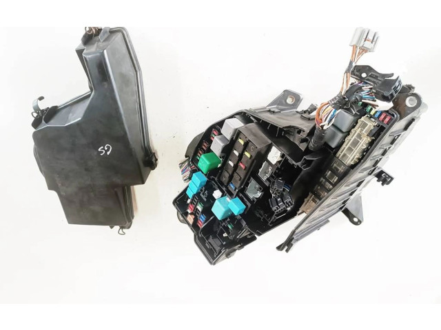 Pojistková skříňka skrzybezgs450h Lexus GS 300 350 430 450H 2010