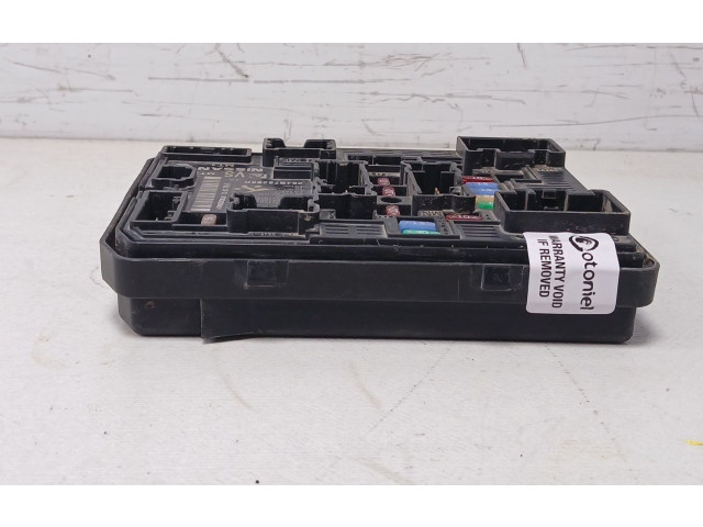 Pojistková skříňka Řídící jednotka BSM 284b78285r Renault Clio IV 2023