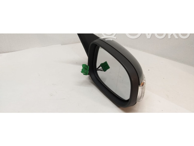 Зеркало электрическое Volvo V70 2000-2004 года