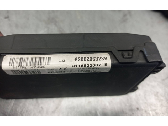 Блок управления 8200296328B, U118522007E Dacia Logan Pick-Up