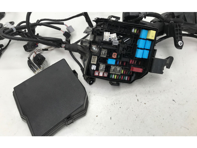 Блок предохранителей 8266252B50 Lexus LBX