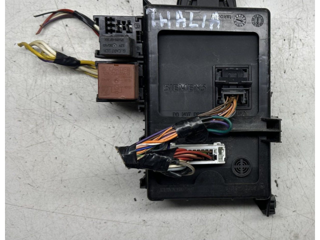 Блок комфорта 8200103749A, U118522003H Renault Clio II