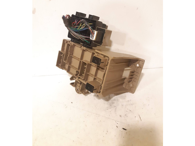 Pojistková skříňka 82201AG041 Subaru Legacy 2008