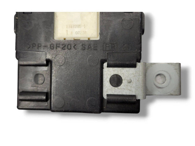 Блок управления 625001000, A011777000888 Subaru Legacy