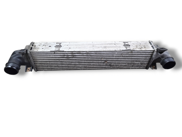 Интеркулер 31338236 Volvo V60