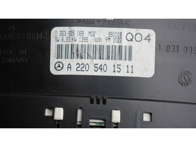 Přístrojová deska  Mercedes-Benz S W220 2000 2205401511, 360KM  