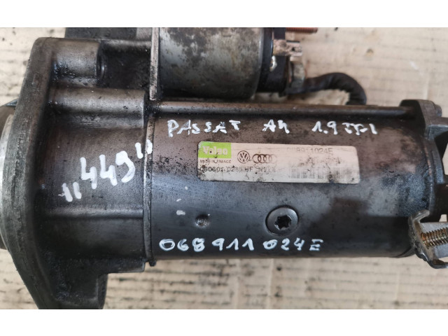 Вентилятор печки    068911024E   Audi A6 S6 C5 4B