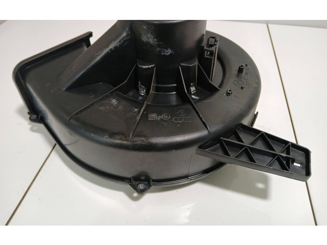 Вентилятор печки 6Q1820015C, A1916 Audi A2