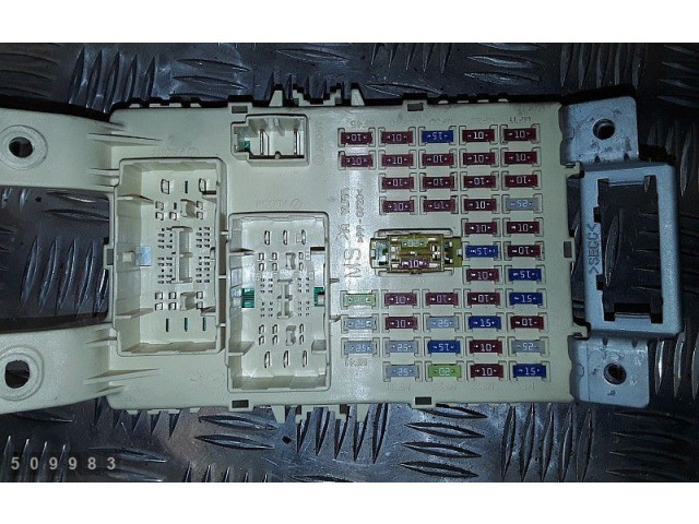 Pojistková skříňka 91950-1k541 KIA Venga 2014