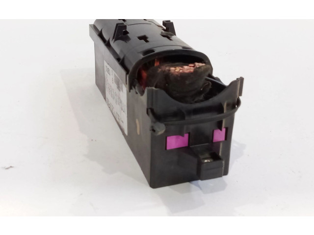 Модуль управления BSM 1827638323   Volkswagen Caddy    