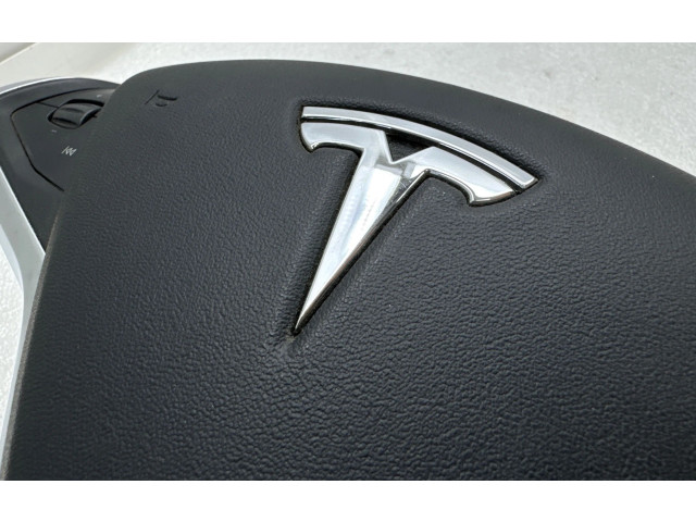 Подушка безопасности водителя 102250600A, 246372 Tesla Model S