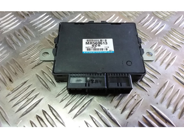 Блок комфорта MR569613, X4T71973T Mitsubishi Pajero