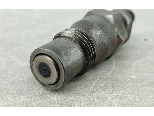 Форсунка KCA30SD27    Mercedes-Benz W123   