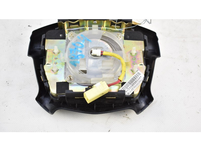 Подушка безопасности водителя    Mazda 323