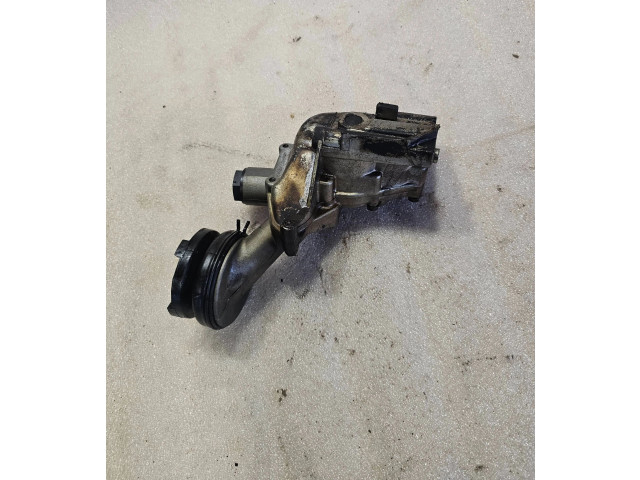 Čerpadlo oleje Audi A8 S8 D2 4D